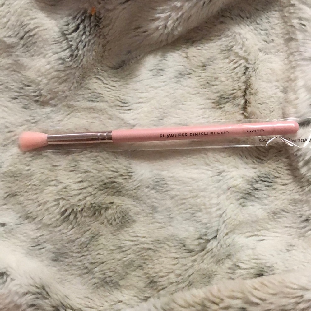 Motd brush